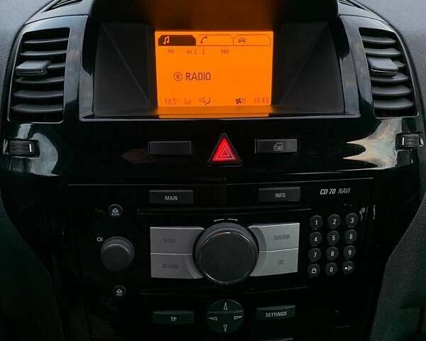 Черный Опель Зафира, объемом двигателя 1.8 л и пробегом 198 тыс. км за 6900 $, фото 28 на Automoto.ua