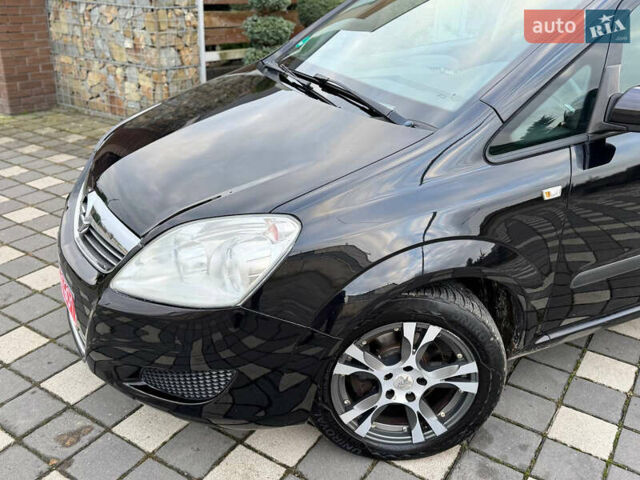 Черный Опель Зафира, объемом двигателя 1.8 л и пробегом 256 тыс. км за 6250 $, фото 10 на Automoto.ua