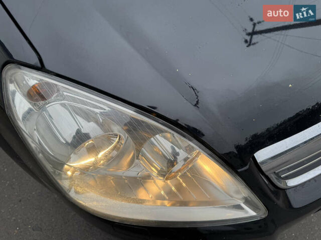 Черный Опель Зафира, объемом двигателя 1.6 л и пробегом 198 тыс. км за 6300 $, фото 36 на Automoto.ua