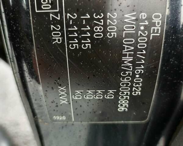 Чорний Опель Зафіра, об'ємом двигуна 1.9 л та пробігом 191 тис. км за 8300 $, фото 3 на Automoto.ua