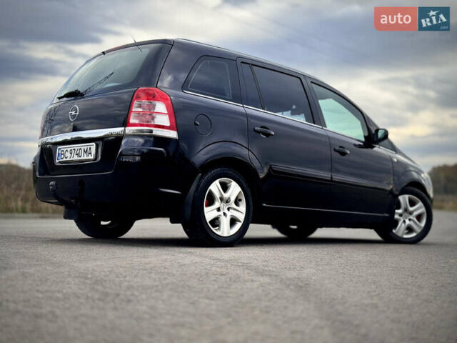Черный Опель Зафира, объемом двигателя 1.7 л и пробегом 197 тыс. км за 6500 $, фото 29 на Automoto.ua