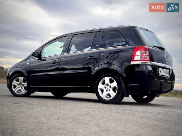 Чорний Опель Зафіра, об'ємом двигуна 1.7 л та пробігом 197 тис. км за 6500 $, фото 23 на Automoto.ua