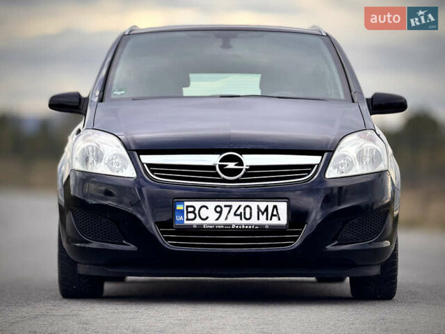 Черный Опель Зафира, объемом двигателя 1.7 л и пробегом 197 тыс. км за 6500 $, фото 16 на Automoto.ua