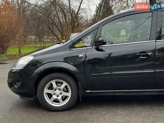 Черный Опель Зафира, объемом двигателя 1.6 л и пробегом 218 тыс. км за 7690 $, фото 20 на Automoto.ua