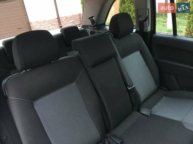 Черный Опель Зафира, объемом двигателя 1.6 л и пробегом 121 тыс. км за 6999 $, фото 58 на Automoto.ua