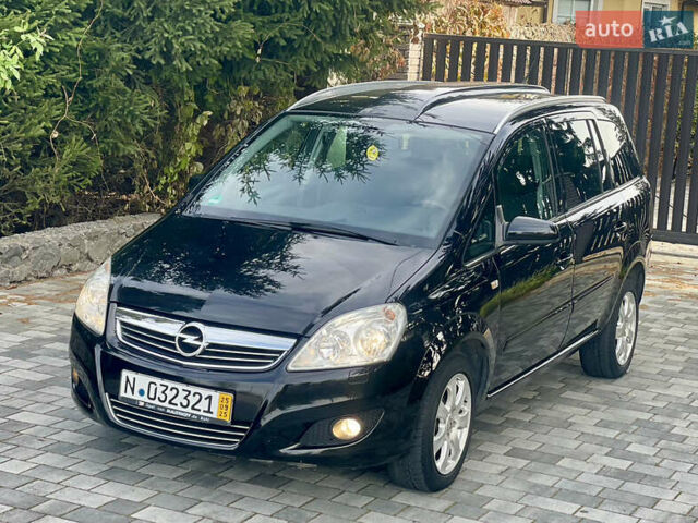 Черный Опель Зафира, объемом двигателя 1.6 л и пробегом 206 тыс. км за 6700 $, фото 1 на Automoto.ua