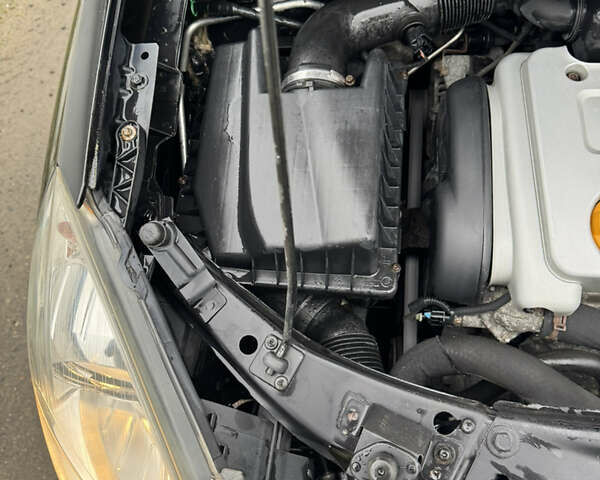 Черный Опель Зафира, объемом двигателя 1.6 л и пробегом 198 тыс. км за 6300 $, фото 17 на Automoto.ua