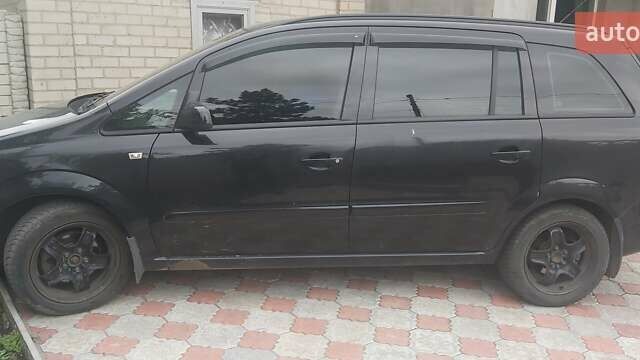 Чорний Опель Зафіра, об'ємом двигуна 1.6 л та пробігом 240 тис. км за 5500 $, фото 9 на Automoto.ua
