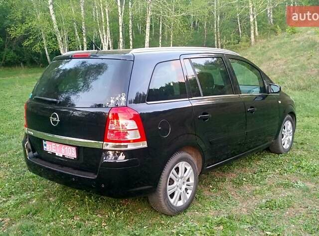 Чорний Опель Зафіра, об'ємом двигуна 1.8 л та пробігом 196 тис. км за 7800 $, фото 5 на Automoto.ua