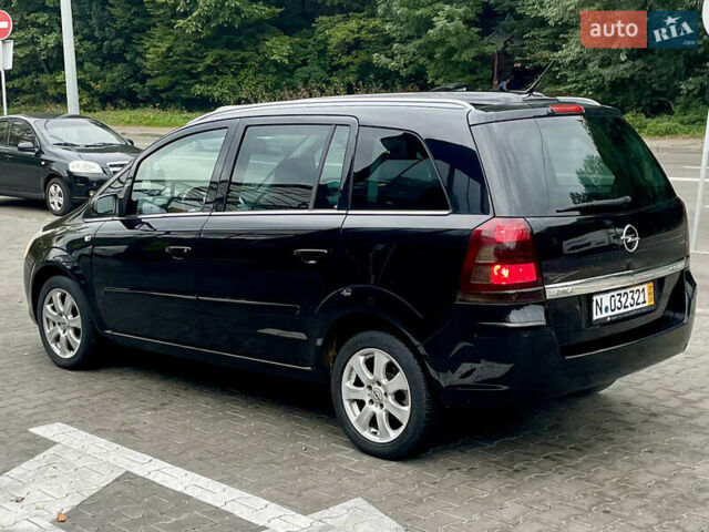 Чорний Опель Зафіра, об'ємом двигуна 1.6 л та пробігом 205 тис. км за 6500 $, фото 2 на Automoto.ua