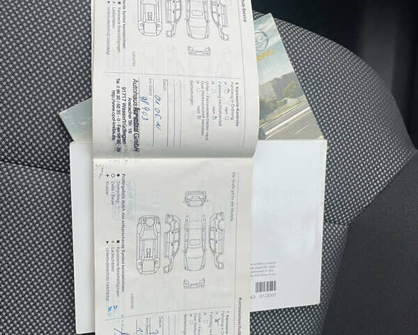 Чорний Опель Зафіра, об'ємом двигуна 1.6 л та пробігом 205 тис. км за 6500 $, фото 30 на Automoto.ua