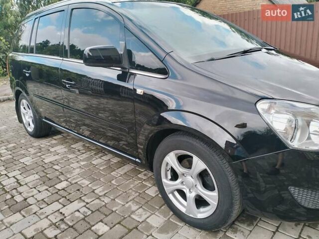 Черный Опель Зафира, объемом двигателя 1.8 л и пробегом 171 тыс. км за 5800 $, фото 12 на Automoto.ua