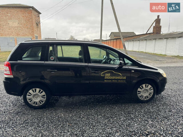 Черный Опель Зафира, объемом двигателя 1.6 л и пробегом 198 тыс. км за 6300 $, фото 12 на Automoto.ua