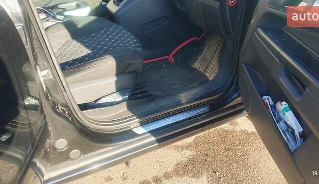 Черный Опель Зафира, объемом двигателя 1.6 л и пробегом 220 тыс. км за 7200 $, фото 11 на Automoto.ua