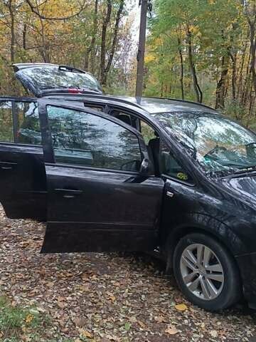 Черный Опель Зафира, объемом двигателя 1.69 л и пробегом 290 тыс. км за 6499 $, фото 29 на Automoto.ua