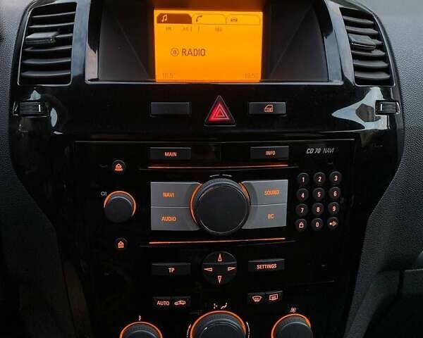 Черный Опель Зафира, объемом двигателя 1.8 л и пробегом 198 тыс. км за 6900 $, фото 23 на Automoto.ua