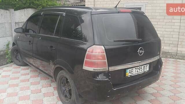 Чорний Опель Зафіра, об'ємом двигуна 1.6 л та пробігом 240 тис. км за 5500 $, фото 10 на Automoto.ua