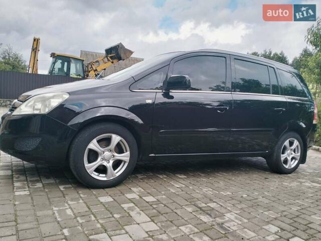 Черный Опель Зафира, объемом двигателя 1.8 л и пробегом 171 тыс. км за 5800 $, фото 1 на Automoto.ua