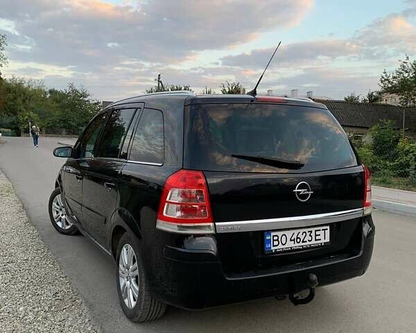 Черный Опель Зафира, объемом двигателя 1.8 л и пробегом 198 тыс. км за 6900 $, фото 31 на Automoto.ua