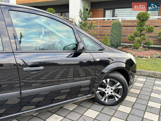 Черный Опель Зафира, объемом двигателя 1.8 л и пробегом 256 тыс. км за 6250 $, фото 22 на Automoto.ua