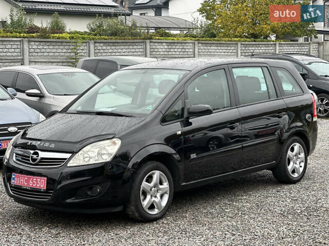 Чорний Опель Зафіра, об'ємом двигуна 1.6 л та пробігом 232 тис. км за 5999 $, фото 10 на Automoto.ua