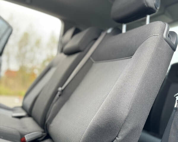 Черный Опель Зафира, объемом двигателя 1.7 л и пробегом 197 тыс. км за 6500 $, фото 64 на Automoto.ua