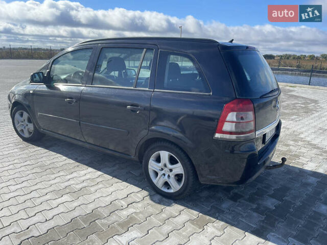 Чорний Опель Зафіра, об'ємом двигуна 1.7 л та пробігом 289 тис. км за 5700 $, фото 6 на Automoto.ua