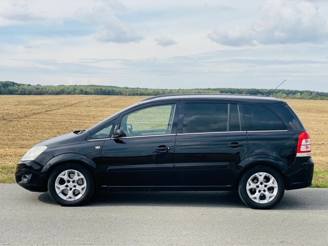 Черный Опель Зафира, объемом двигателя 1.7 л и пробегом 311 тыс. км за 6900 $, фото 5 на Automoto.ua