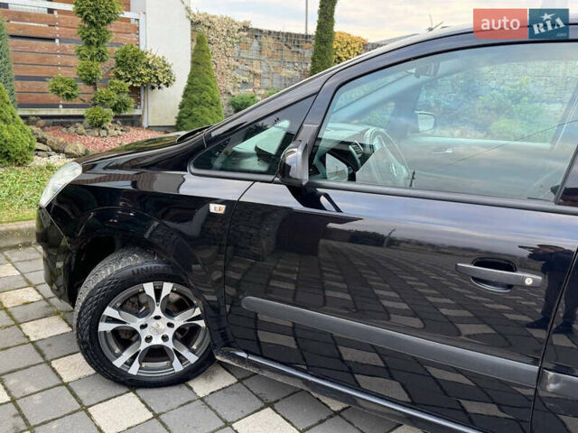 Черный Опель Зафира, объемом двигателя 1.8 л и пробегом 256 тыс. км за 6250 $, фото 27 на Automoto.ua