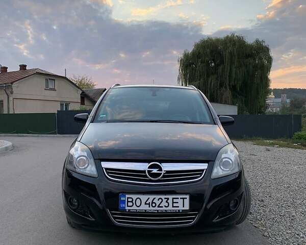 Черный Опель Зафира, объемом двигателя 1.8 л и пробегом 198 тыс. км за 6900 $, фото 2 на Automoto.ua