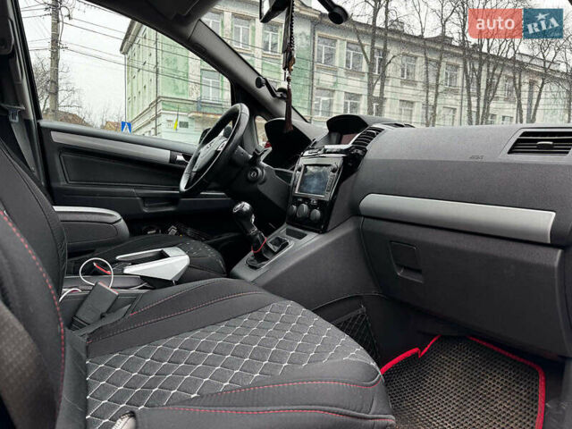 Черный Опель Зафира, объемом двигателя 1.6 л и пробегом 218 тыс. км за 7690 $, фото 38 на Automoto.ua