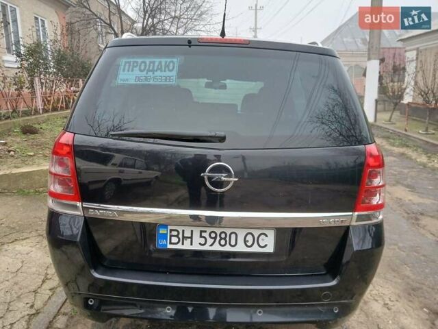 Черный Опель Зафира, объемом двигателя 1.9 л и пробегом 196 тыс. км за 6800 $, фото 1 на Automoto.ua