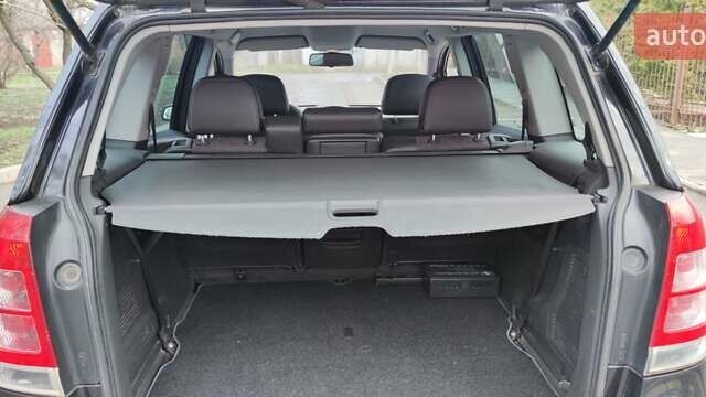 Черный Опель Зафира, объемом двигателя 1.8 л и пробегом 226 тыс. км за 7100 $, фото 8 на Automoto.ua