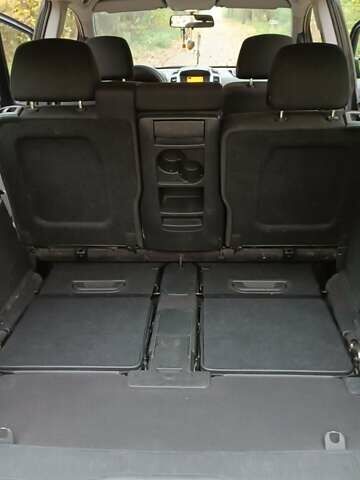 Черный Опель Зафира, объемом двигателя 1.69 л и пробегом 290 тыс. км за 6499 $, фото 19 на Automoto.ua