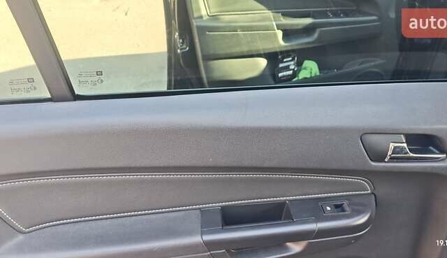 Черный Опель Зафира, объемом двигателя 1.6 л и пробегом 220 тыс. км за 7200 $, фото 19 на Automoto.ua