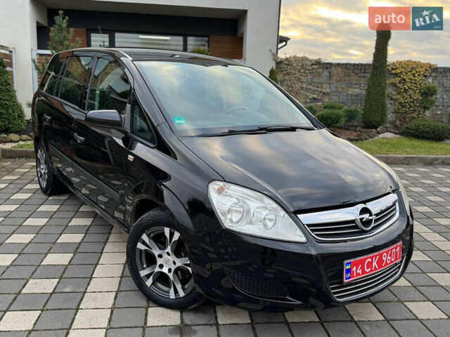 Черный Опель Зафира, объемом двигателя 1.8 л и пробегом 256 тыс. км за 6250 $, фото 2 на Automoto.ua