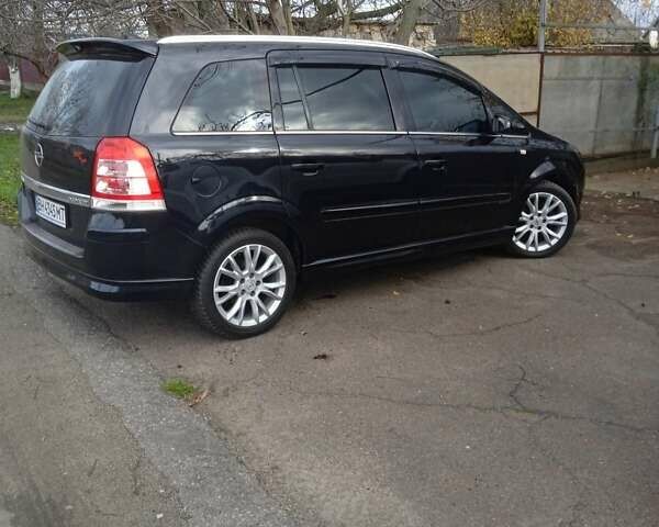 Черный Опель Зафира, объемом двигателя 1.6 л и пробегом 211 тыс. км за 8000 $, фото 15 на Automoto.ua