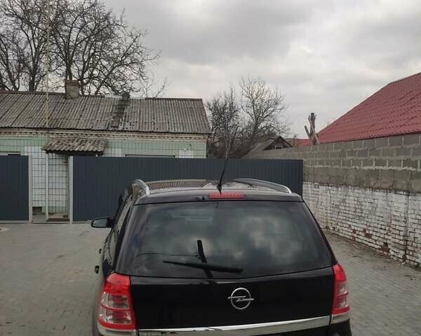 Черный Опель Зафира, объемом двигателя 1.8 л и пробегом 242 тыс. км за 7300 $, фото 2 на Automoto.ua