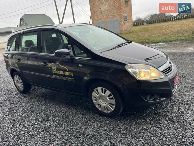 Черный Опель Зафира, объемом двигателя 1.6 л и пробегом 198 тыс. км за 6300 $, фото 13 на Automoto.ua