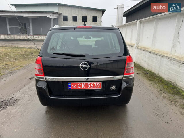 Черный Опель Зафира, объемом двигателя 1.6 л и пробегом 198 тыс. км за 6300 $, фото 33 на Automoto.ua