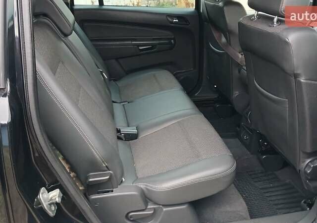 Черный Опель Зафира, объемом двигателя 1.6 л и пробегом 225 тыс. км за 6700 $, фото 28 на Automoto.ua