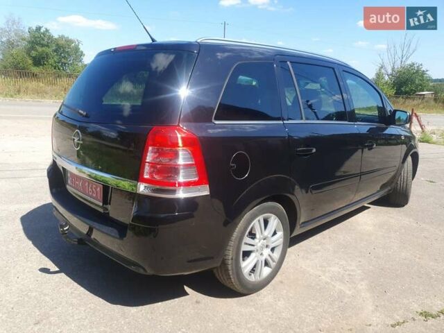 Чорний Опель Зафіра, об'ємом двигуна 1.8 л та пробігом 194 тис. км за 8850 $, фото 2 на Automoto.ua