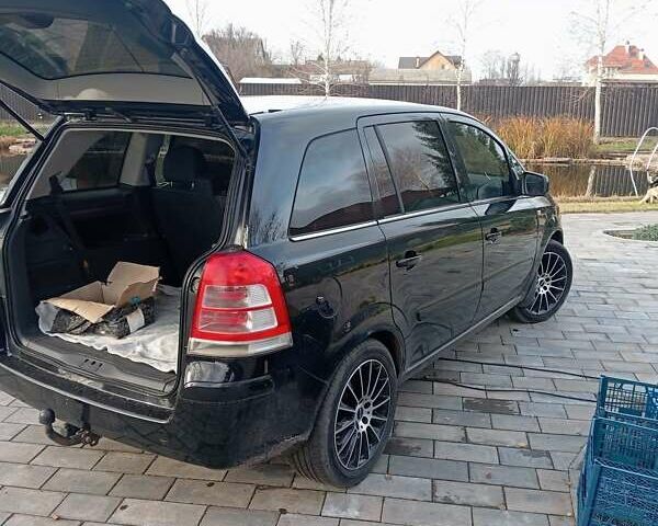 Чорний Опель Зафіра, об'ємом двигуна 1.8 л та пробігом 215 тис. км за 6500 $, фото 4 на Automoto.ua