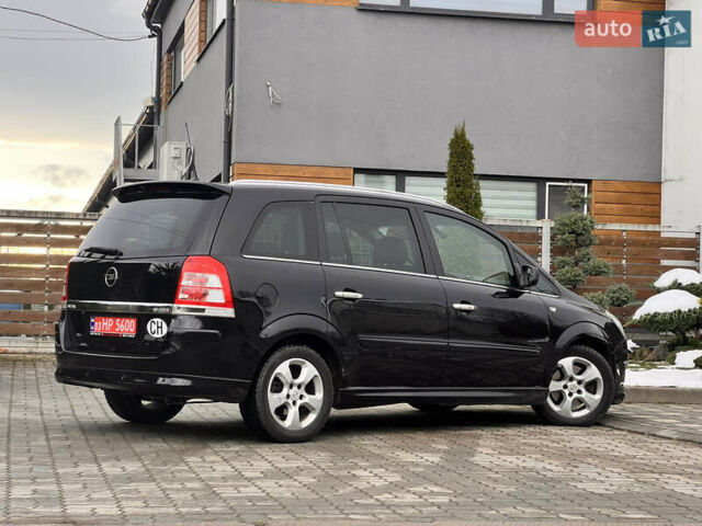 Черный Опель Зафира, объемом двигателя 1.9 л и пробегом 172 тыс. км за 8000 $, фото 10 на Automoto.ua