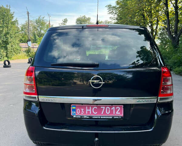 Черный Опель Зафира, объемом двигателя 1.8 л и пробегом 253 тыс. км за 7000 $, фото 13 на Automoto.ua