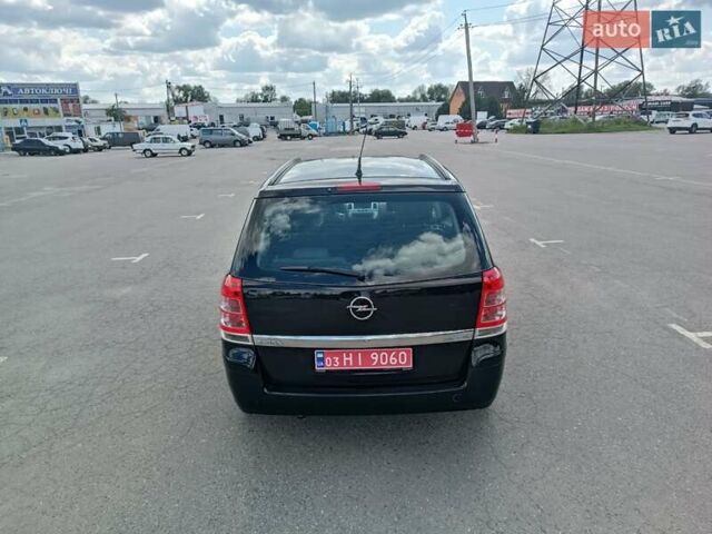 Черный Опель Зафира, объемом двигателя 0 л и пробегом 260 тыс. км за 5950 $, фото 9 на Automoto.ua