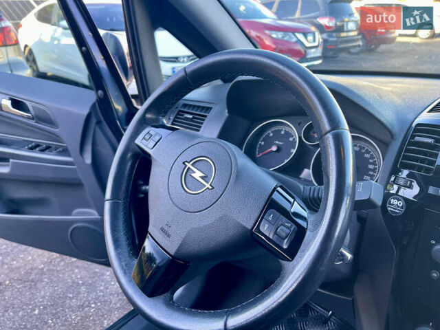 Опель Зафира 2010 в Трускавце на Automoto.ua Черный Опель Зафира, объемом двигателя 1.7 л и пробегом 312 тыс. км за 6499 $, фото 38 на Automoto.ua