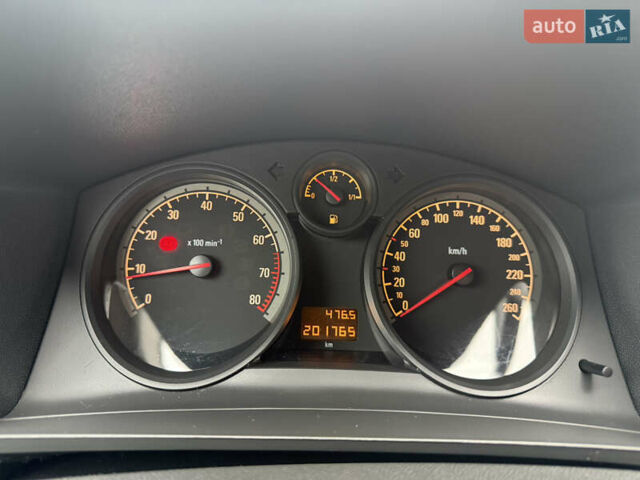 Черный Опель Зафира, объемом двигателя 1.6 л и пробегом 201 тыс. км за 7100 $, фото 26 на Automoto.ua