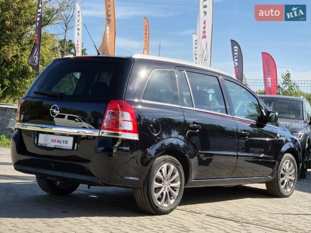 Черный Опель Зафира, объемом двигателя 2.2 л и пробегом 165 тыс. км за 8699 $, фото 12 на Automoto.ua