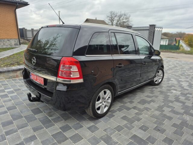 Черный Опель Зафира, объемом двигателя 1.8 л и пробегом 201 тыс. км за 6950 $, фото 7 на Automoto.ua